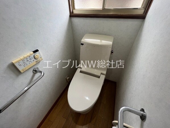 三手戸建の物件内観写真